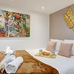 Bluestay 127 - Superb Apartment In Paris